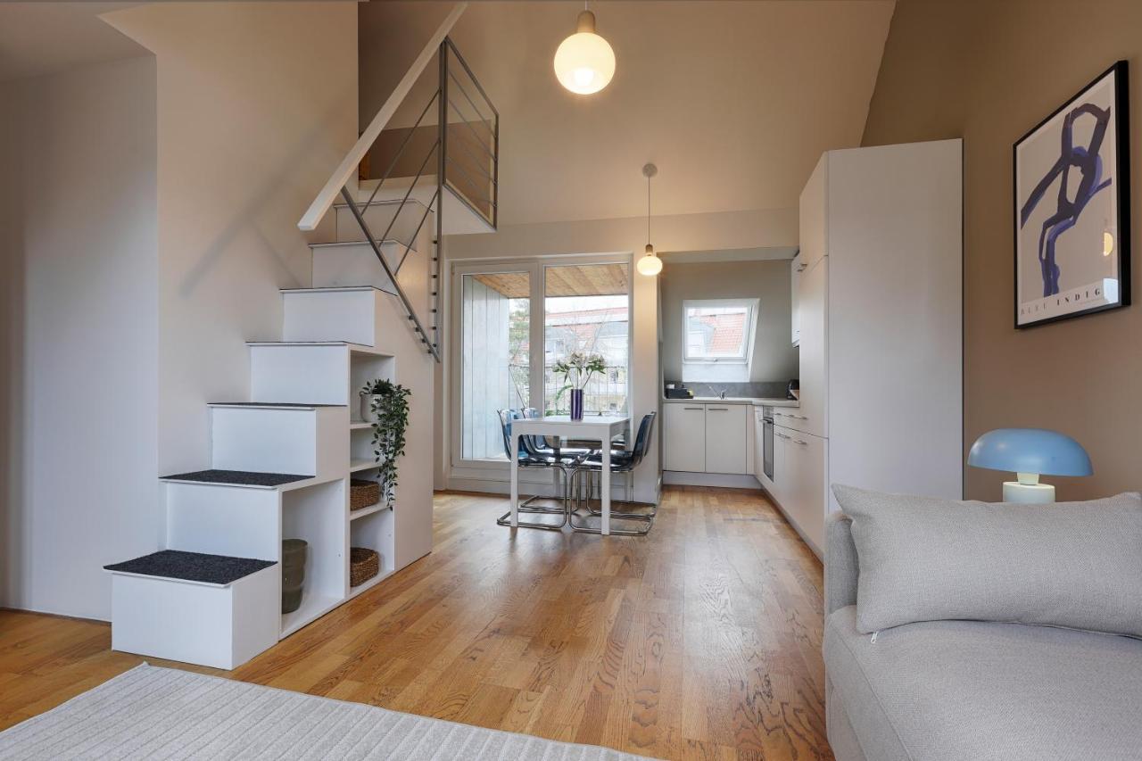 Homiestay City-Apartment, Balkon & Parkplatz Würzburg Buitenkant foto