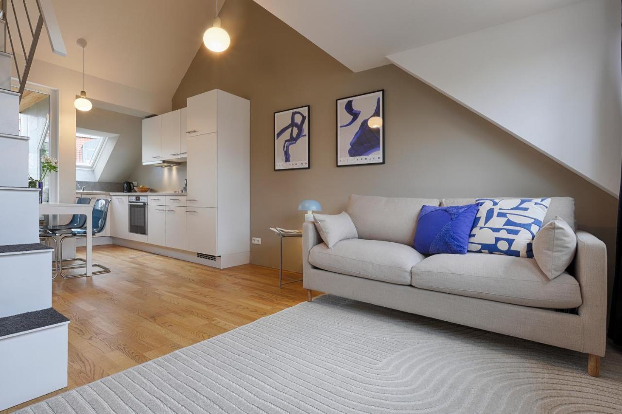 Homiestay City-Apartment, Balkon & Parkplatz Würzburg Buitenkant foto